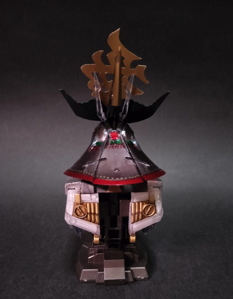 5.    父から「遠い先祖は有名なサムライ・ウォリアーだ」と聞かされており、強い興味とあこがれを抱いていた。