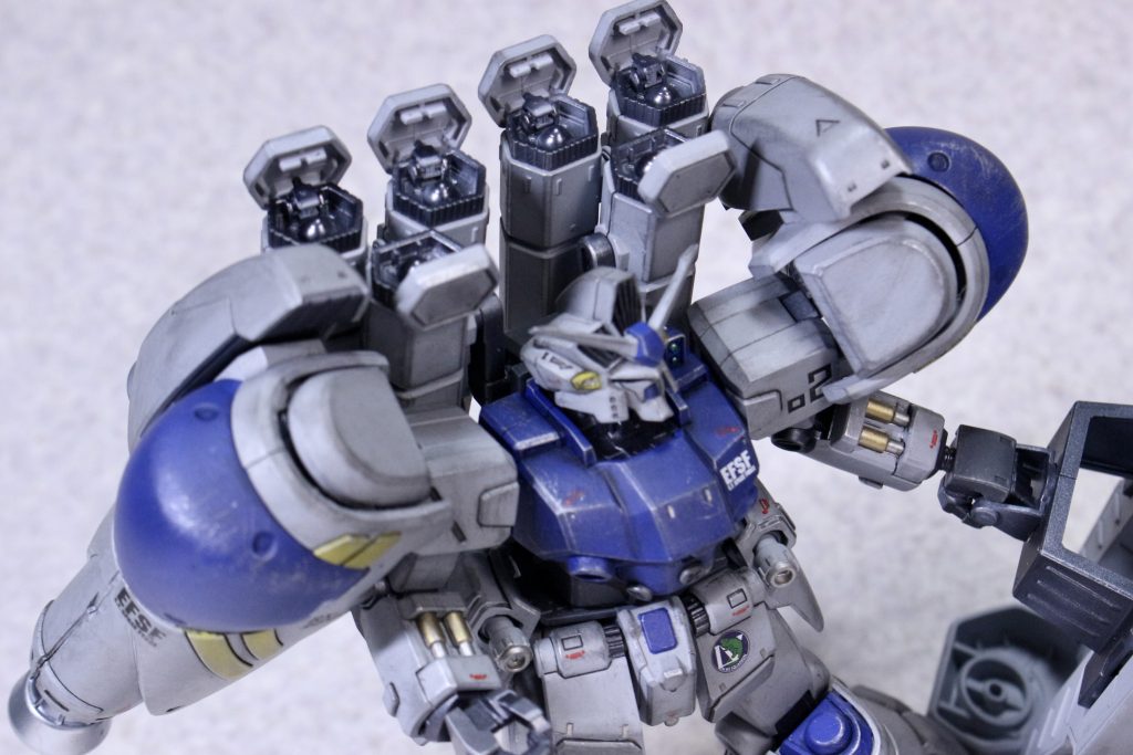 HGUCガンダム試作2号機 MLRS/BB–4枚目/制作者：りゅう