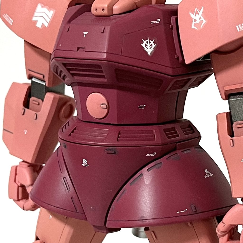 胴体周りのモールド追加をご覧いただけると思います。今回は結構うまく行ったので気に入ってます^^