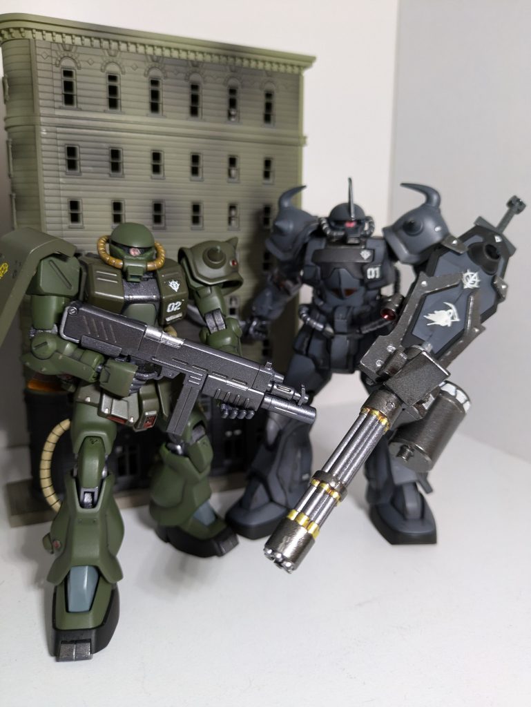 以前作ったグフカスとマイ小隊で一枚