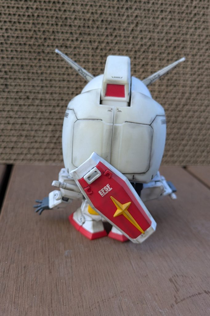 ビックヘッド1stガンダム–4枚目/制作者：サンタ