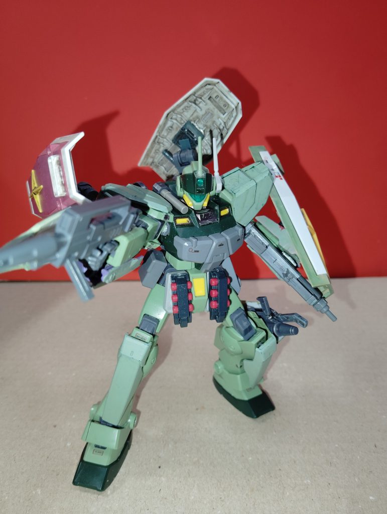 追加装甲や過剰なまでのシールドなどでガッチガチに硬くなりました。