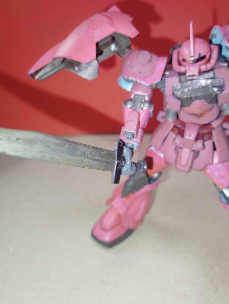 これでどうやって戦えばいいんだと言わんばかりの刃こぼれ具合