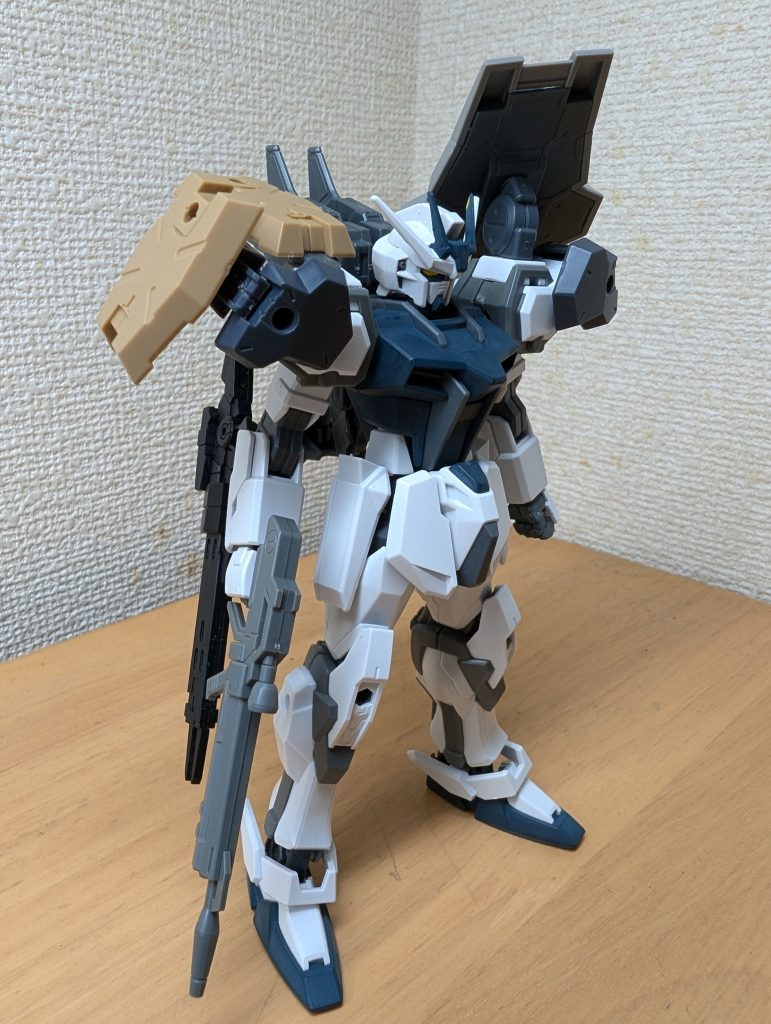 各種ハードポイントが増えたので自然に30MMのパーツを装備できるようになりました。