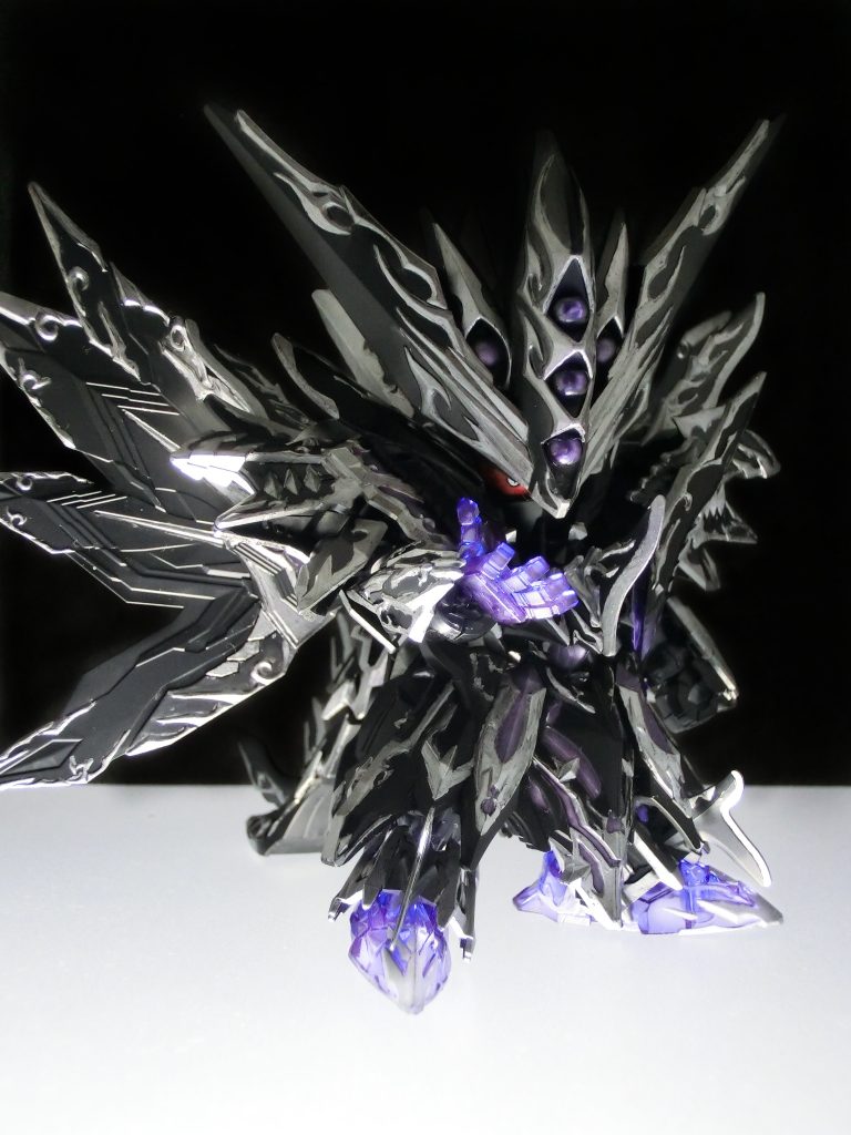 という訳でドミナントスペリオルダークネスドラゴンでした作業してた時はコイツ想像以上にキッツいぞ…？と白目むきながら塗装してましたｗ全部塗装して組み上げたらカッコよくて苦労したかいがありましたね
