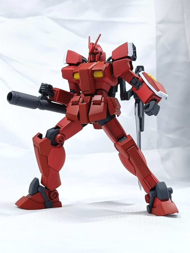 二つ目にバズーカ。やはり、アメイジングレッドウォーリアといえばこの二つの武器ですね！本体にミサイルもありますが、ほぼ二つの武器だけで無双する姿が印象的です！