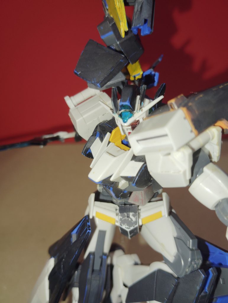 色んな所塗装ハゲててダッセーですね。