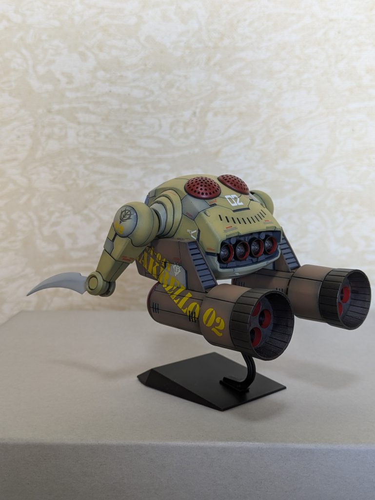 少しディテールアップしてメカっぽく見せてます。