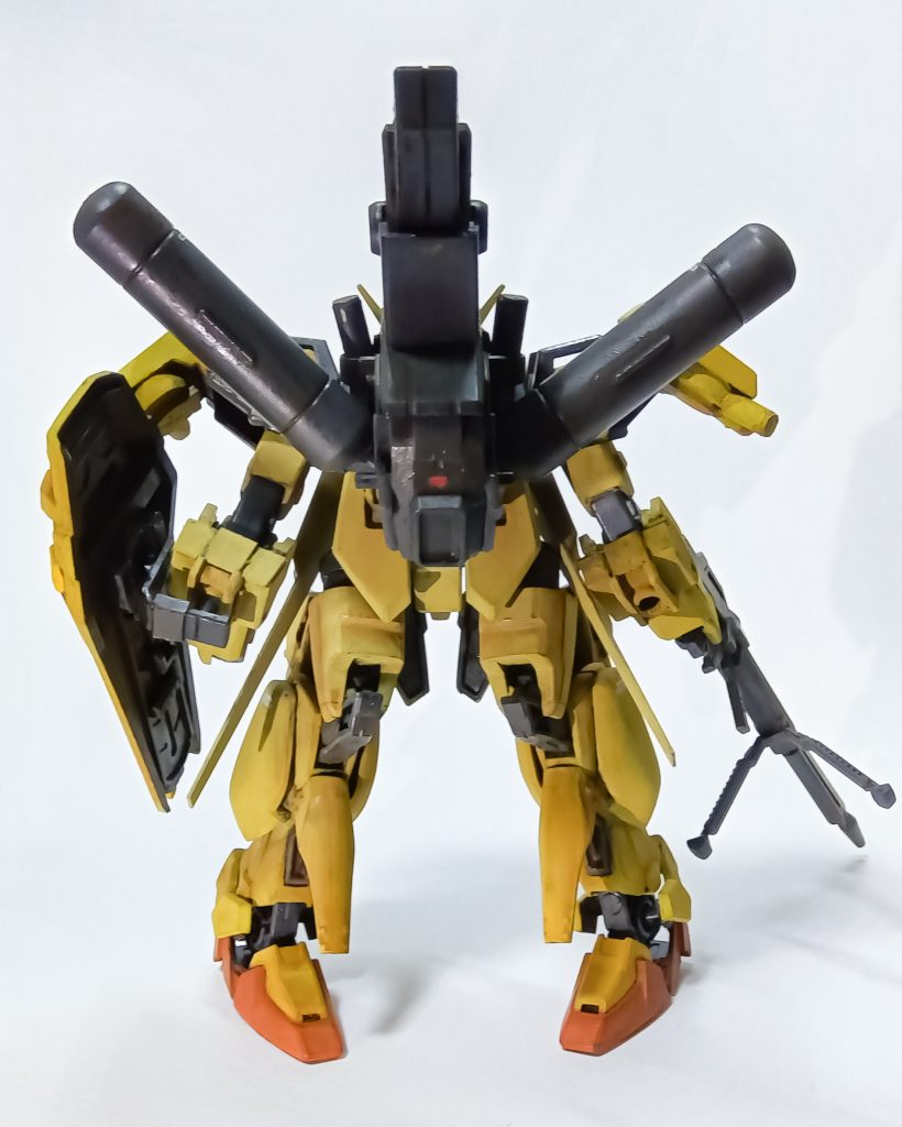 陸戦ストライク–4枚目/制作者：藻