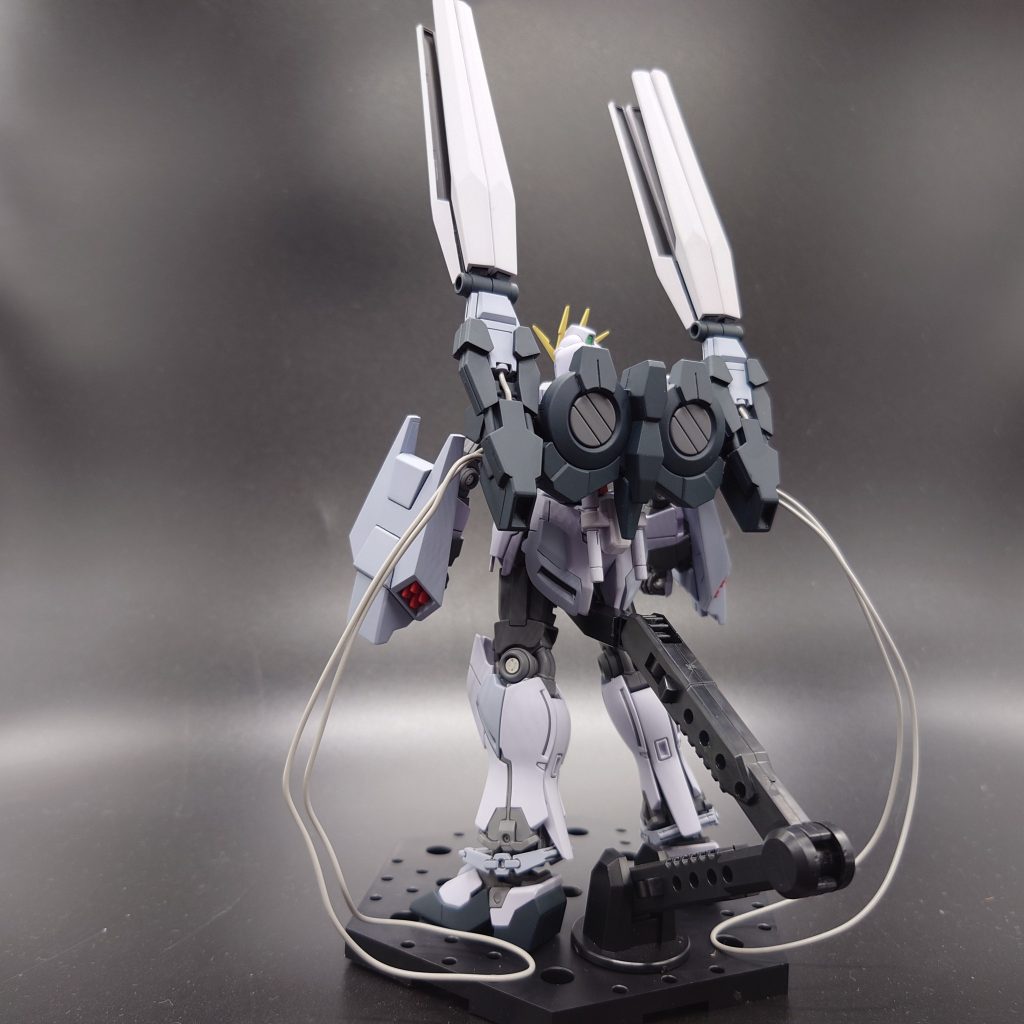 リード線は初めてですが、取り付けに少し、苦戦しました(^_^;)