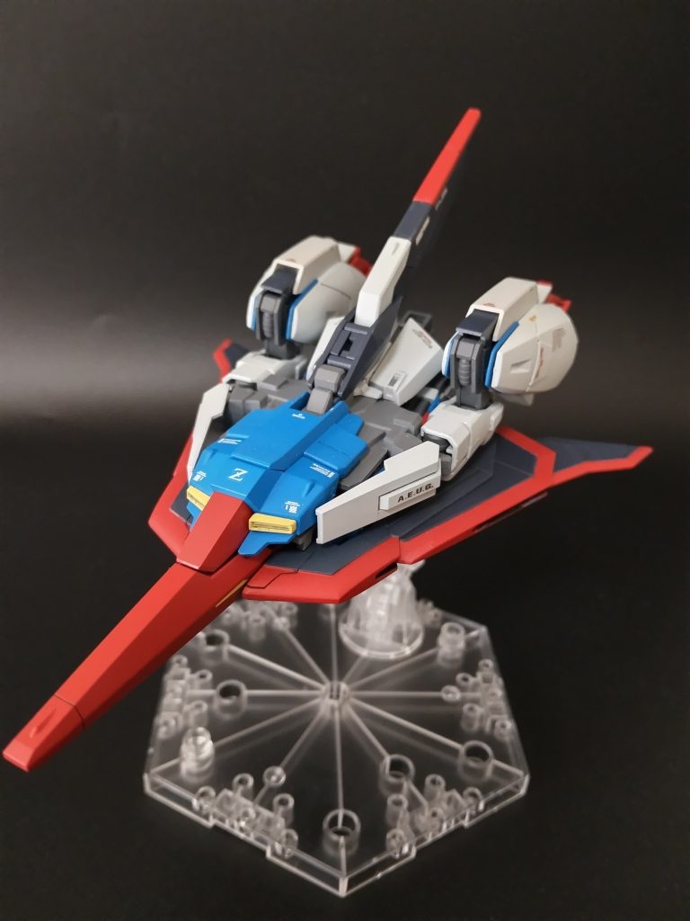 ウェイブライダーでも一枚。ハイパー・メガランチャーも作ってはいるのですが、持たせるのがキツいので一旦見なかったことにしています。間接はかなり硬めになっていますがそれ故破損しても困りますし。