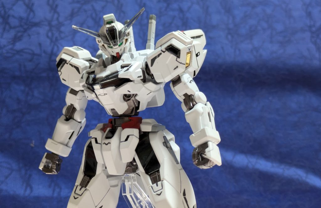 今回、アンテナとシェルユニットは黒を選択。パーメットスコア2ということで。