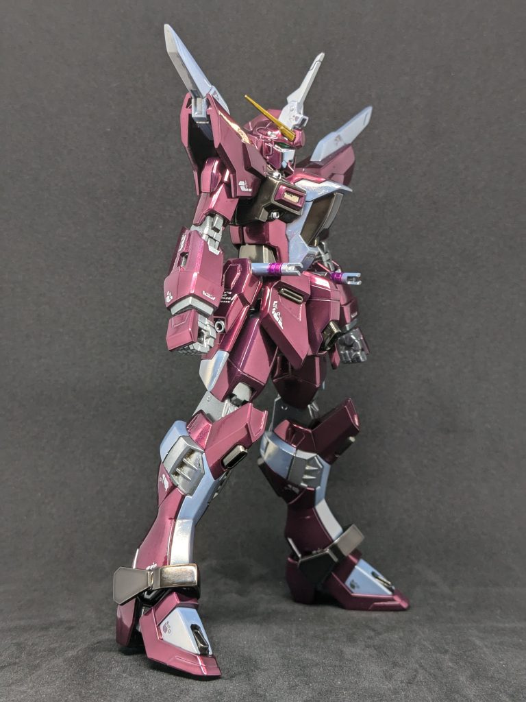 デカールはマイフリで使用したMYK DESIGNさんのGMラインデカールの余りを軽く散りばめてます。