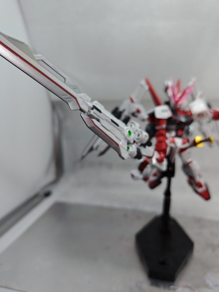 アストレイ・レッドドラゴン　チタニウムフィニッシュ風塗装–4枚目/制作者：ギン