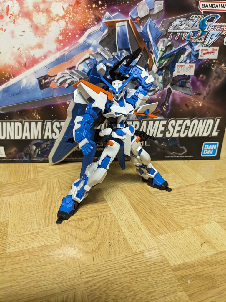 素組み状態。古いキットの割にはプロポーション良好だと感じました。