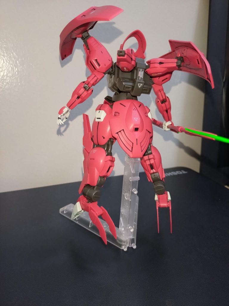 ちなみにエアリアル改修型は友達が作って置いてますのでエアリアル敗北シーンでも作ろうかと考えてます。自分の中ではあれが卑怯ではなくてグエルの頑張りと人望から来た勝利だと考えてます‥‥人望‥‥人望?