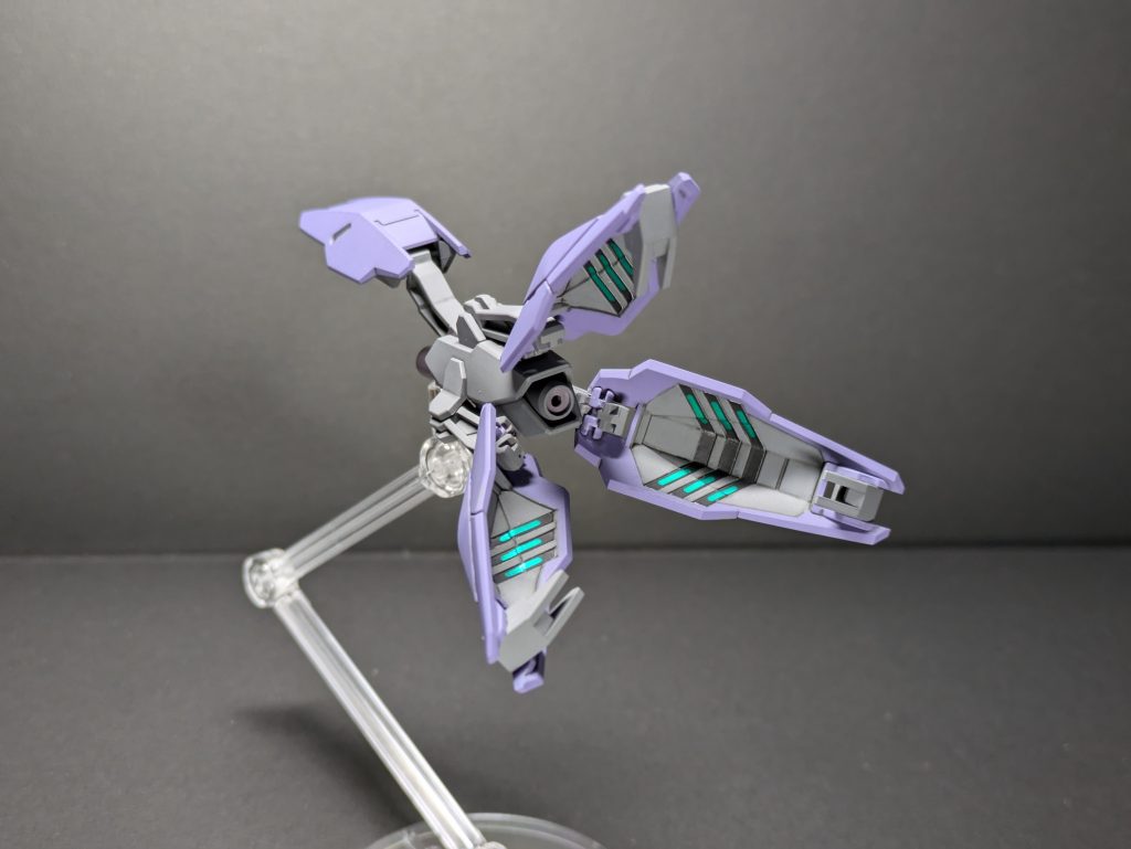 右腕よくできてますね〜 先端に爪ありますよ!