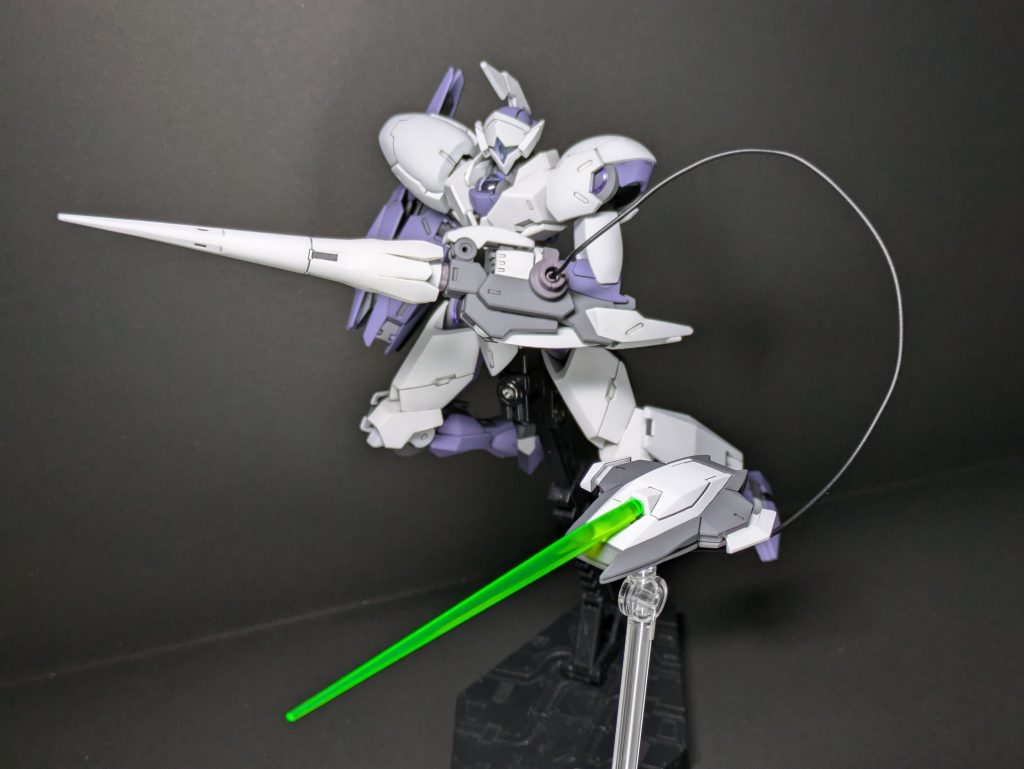 ここも飛ぶ(笑) しかも有線!