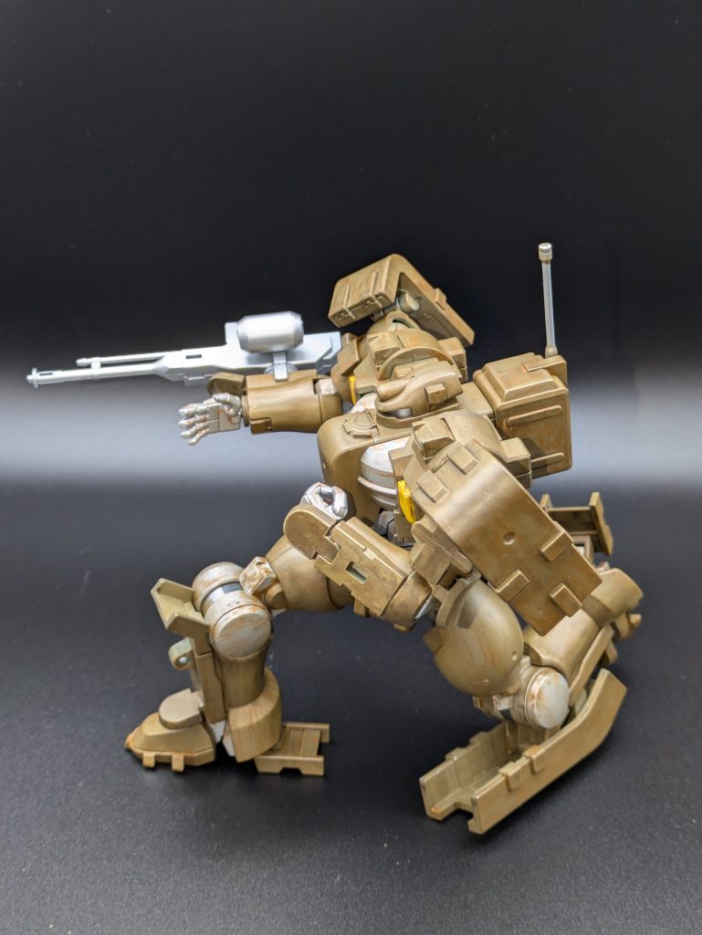 一応全塗装です。ファレホで間違って購入したカラーでざっくり塗ってます。まあまあ汚い色。 