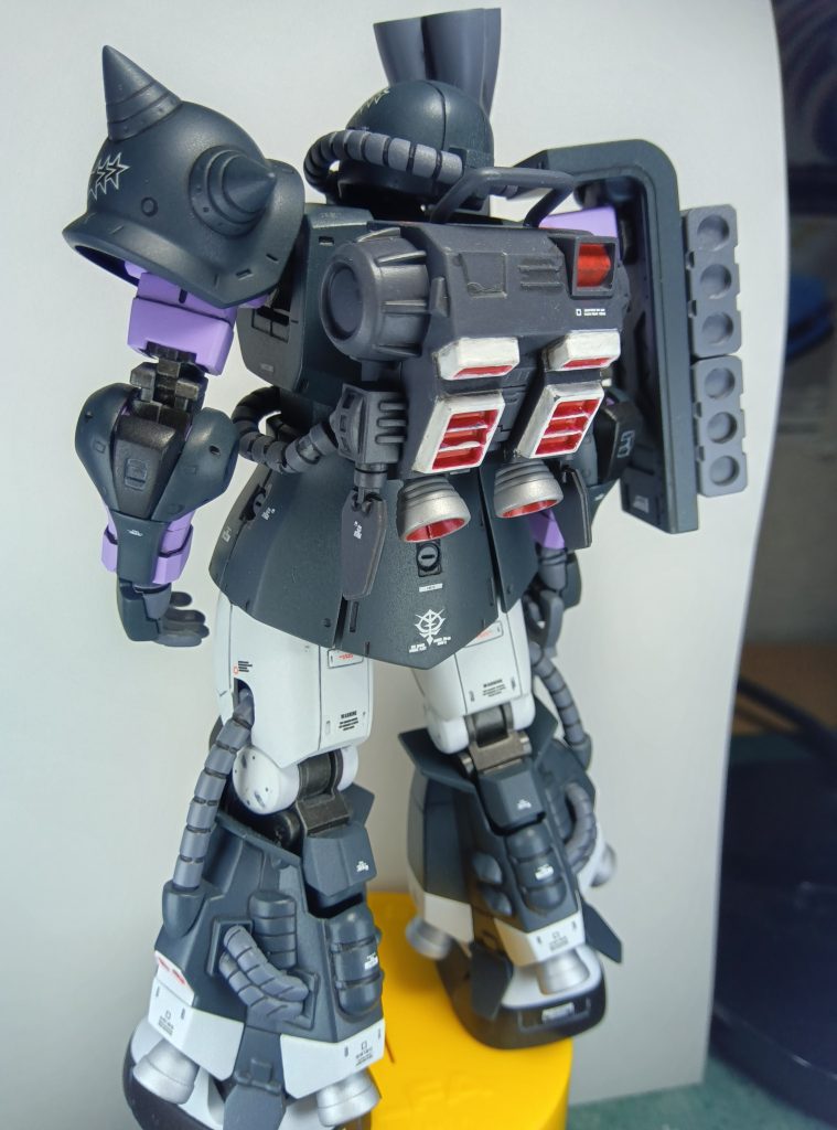 バックパックの塗り分けは筆塗り………ヨレヨレなのはまだ未熟な証拠………精進いたしまーす