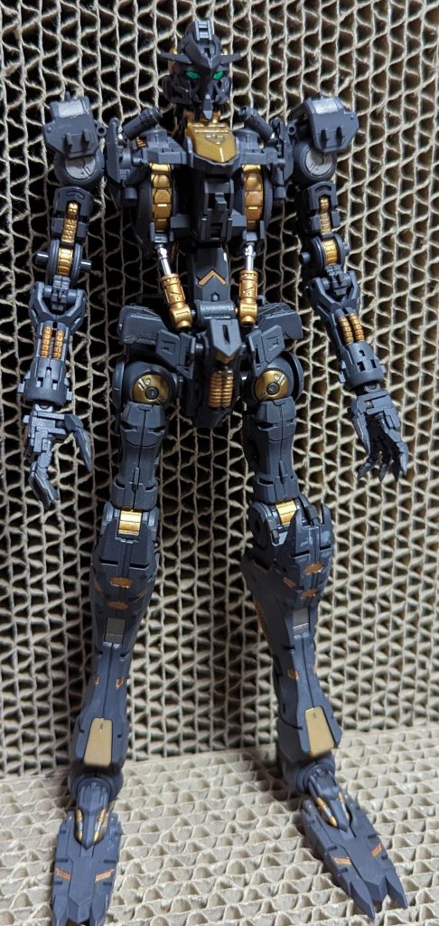 最初はガンダムフレームのみで完成させてここからどう盛るかを考える1歩となりました