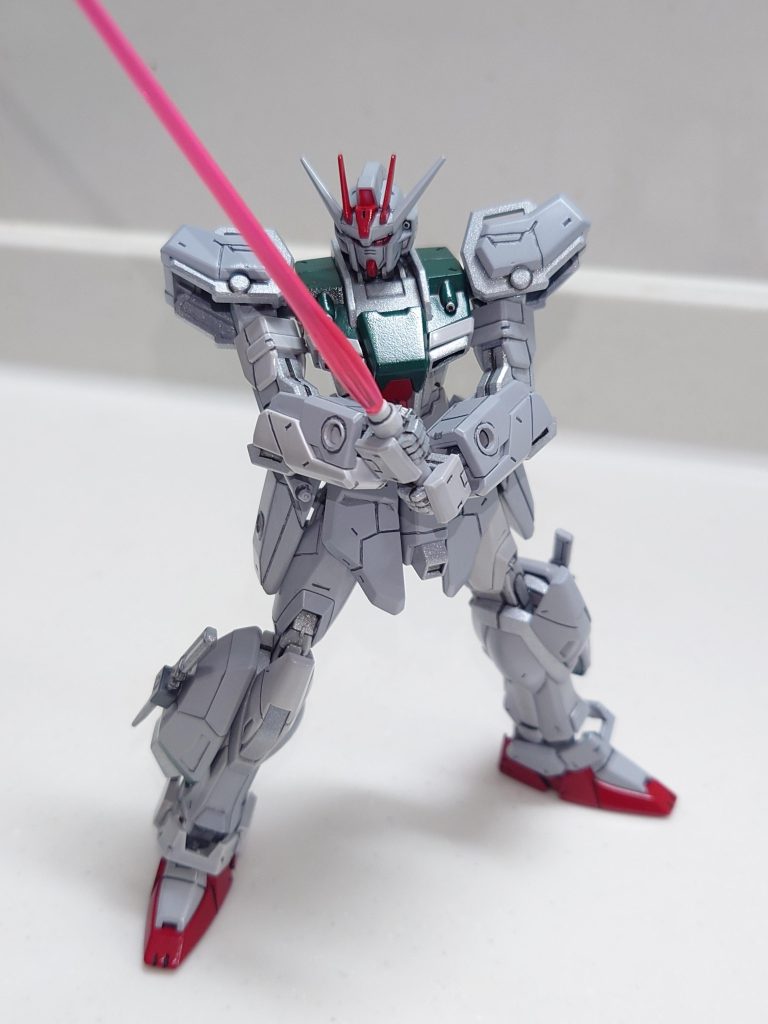 RGのストライクを参考にスジボリしました!やっぱりスジボリ難しい(gundam-kao9)