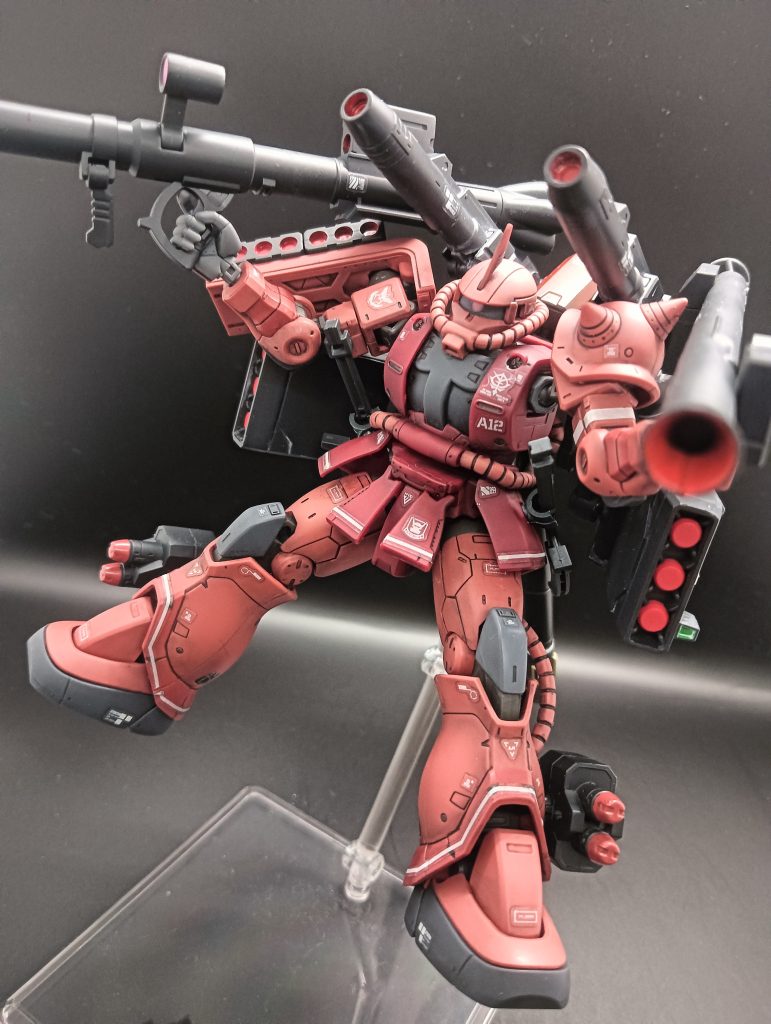 フルバーストモード!!ってもフリーダムのようなビーム兵器ではないので、ただの一斉掃射です(笑)(zaku-kao2)