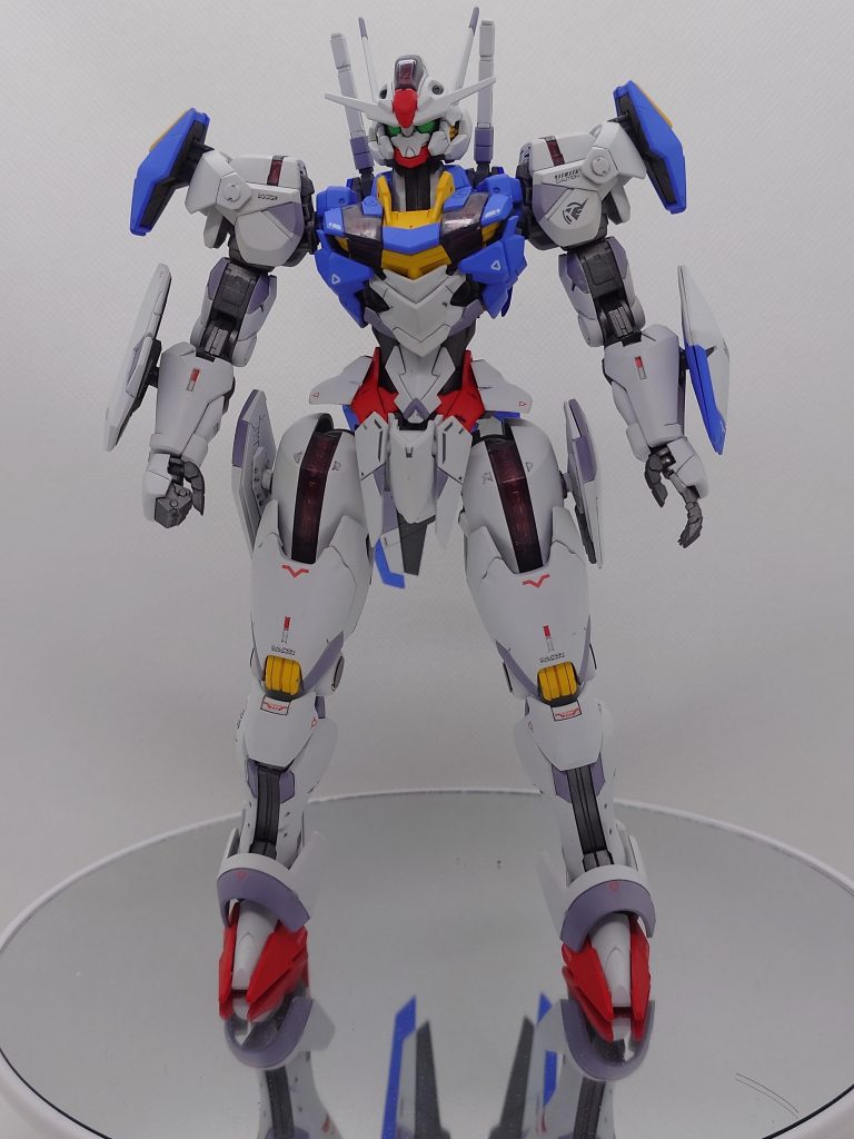 青い部分だけ水性塗料のエアリアルブルーを使用しています。