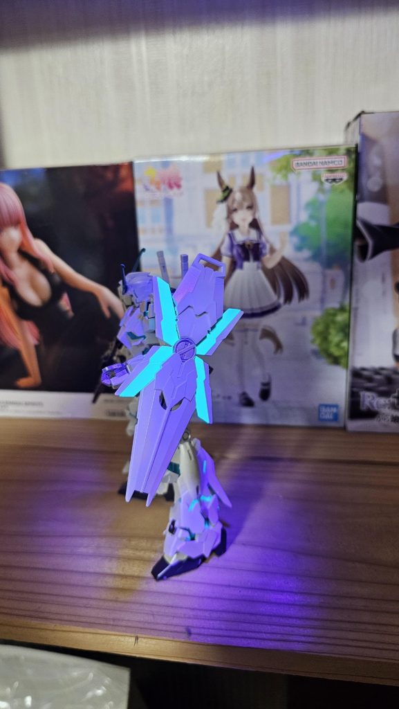 ユニコーンガンダム　覚醒–5枚目/制作者：Agashira