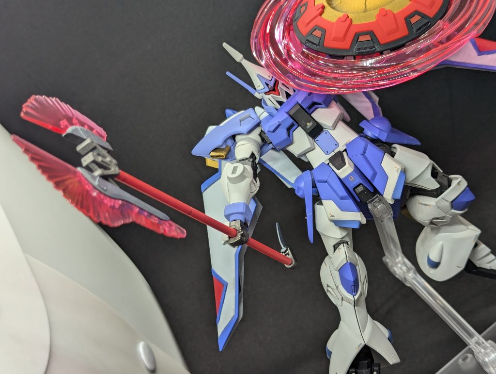 ファルクスG7ビームアックス装備。でかいです。SEED系列の装備ネーミングのかっこよさは異常。