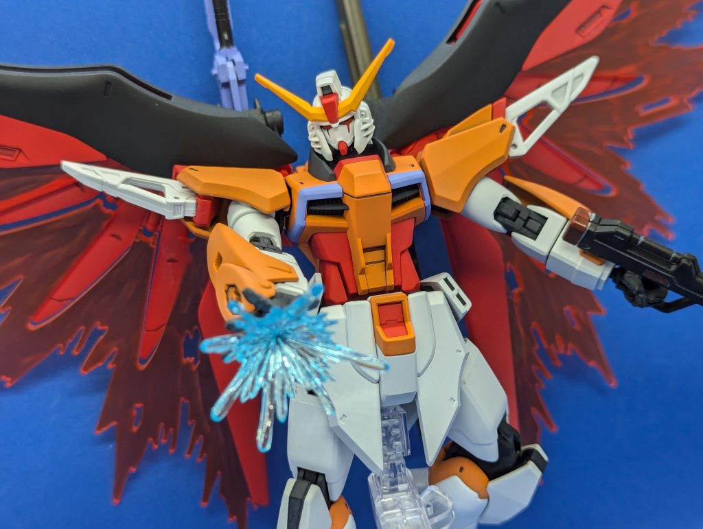 HGCEデスティニーの箱絵っぽくパルマフィオキーナと高エネルギービームライフルを持たせてみました。