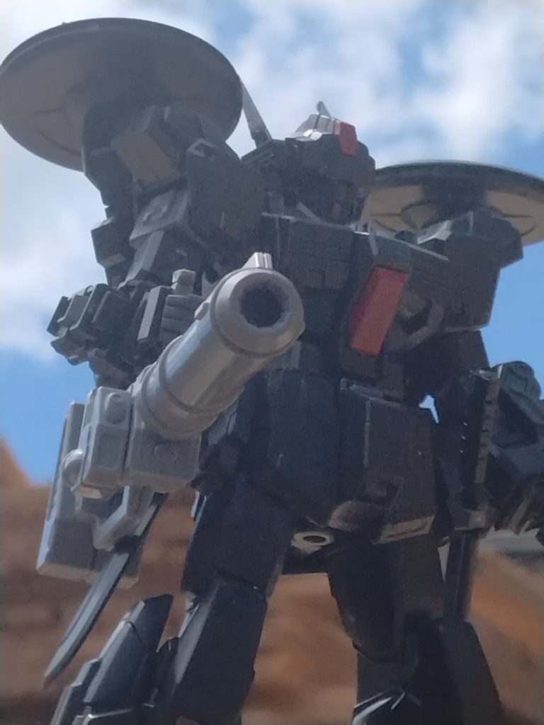 バズーカを持たせて意外に惚れた。