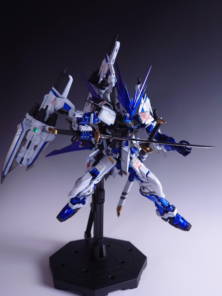 やっぱ、実体剣で日本刀って良いもんですね刀だけセットで売って欲しい。。