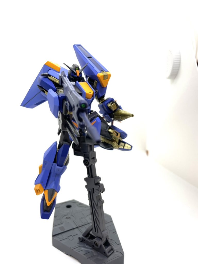 とりあえずこのポージングで固定！今日は飲み過ぎました！それでは乾杯！！