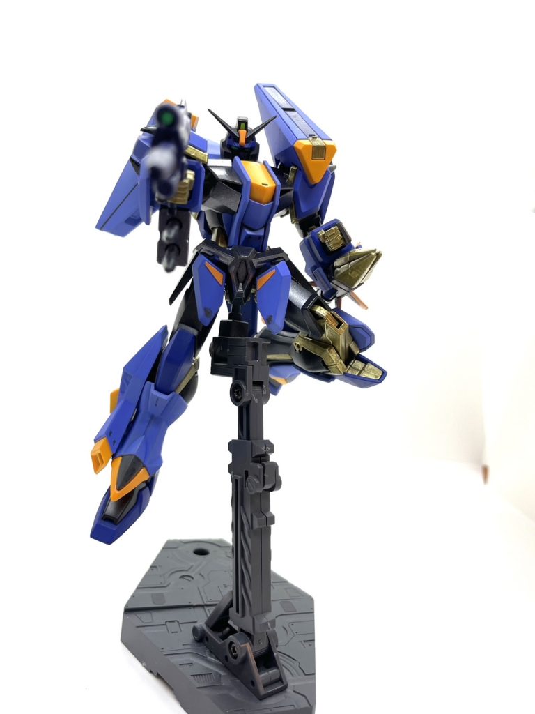 関節ゴールドにしたから中々ポージングやりにくい！！