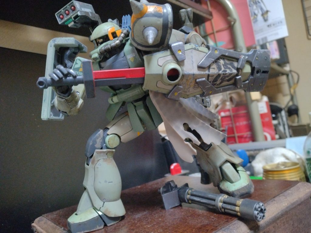 ポージングをとらせる時はアクションベースなしで一応自立します。