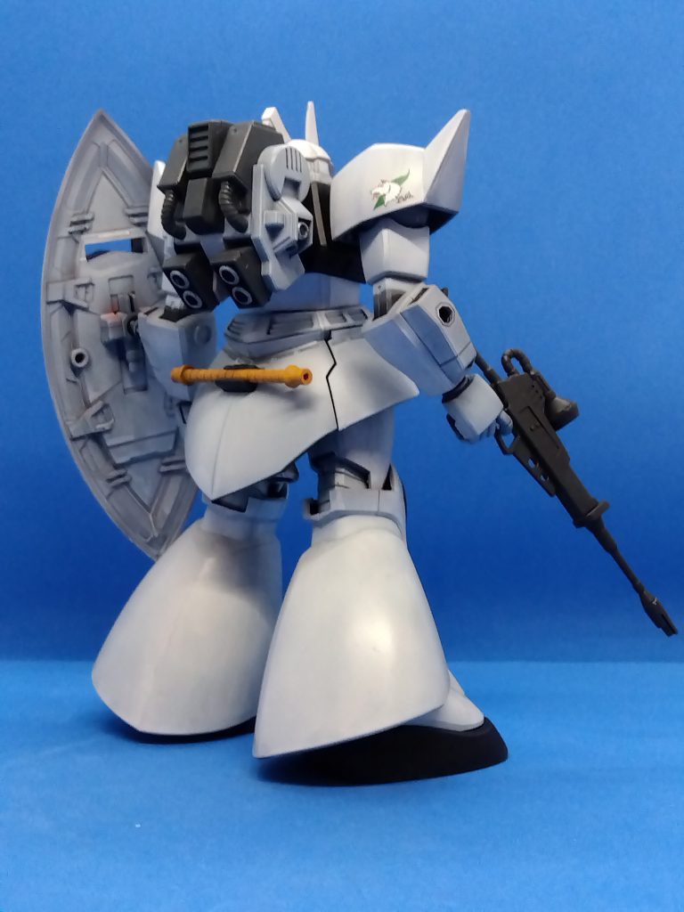 若干明度を上げたニュートラルグレーを使用した以外は気軽にやったのでかなり甘い所が多いです。