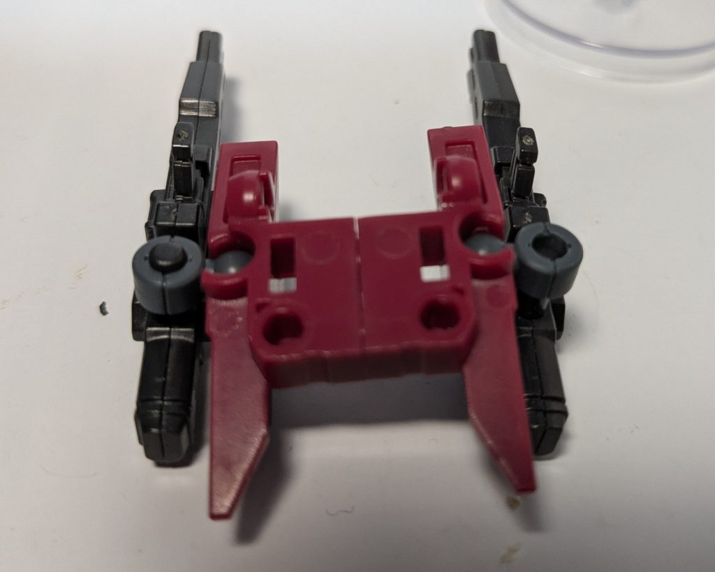 イモータルのバックパックに、ジョイントパーツを付けてライフルが付けれるようにしました