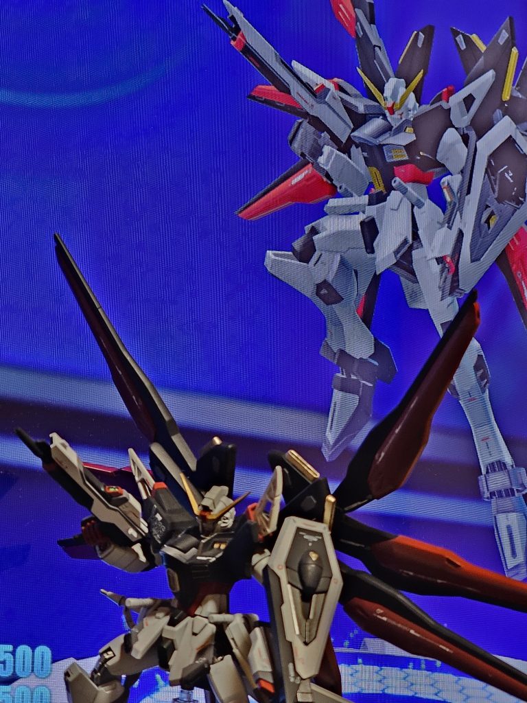 ゲームの機体と一緒に一枚。