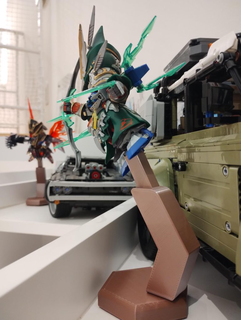 前回アップしたロビンフッドと対峙ガンダムマーカー様々です。