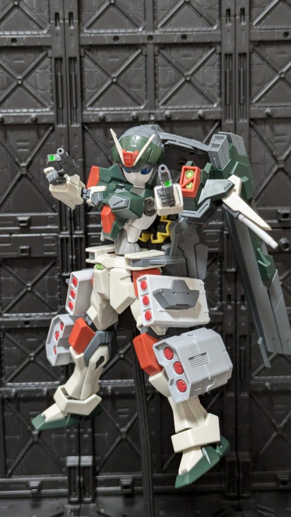 近接戦闘も意識してハンドガン