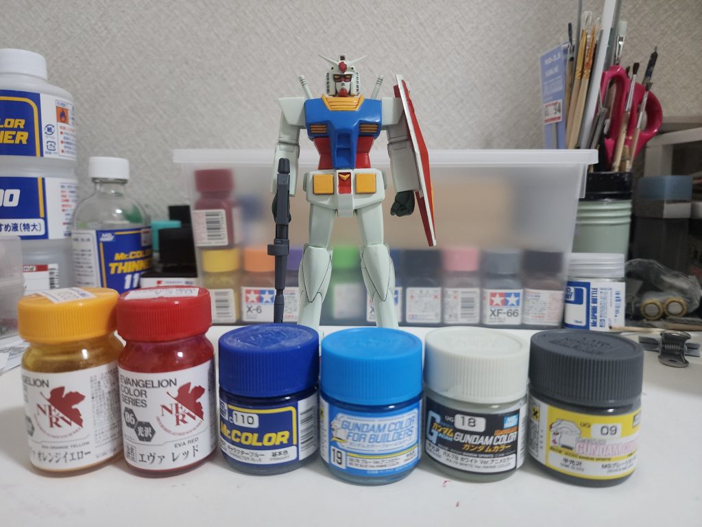 使用した塗料です今回初めてガイアノーツデビューエヴァカラーめちゃいい…