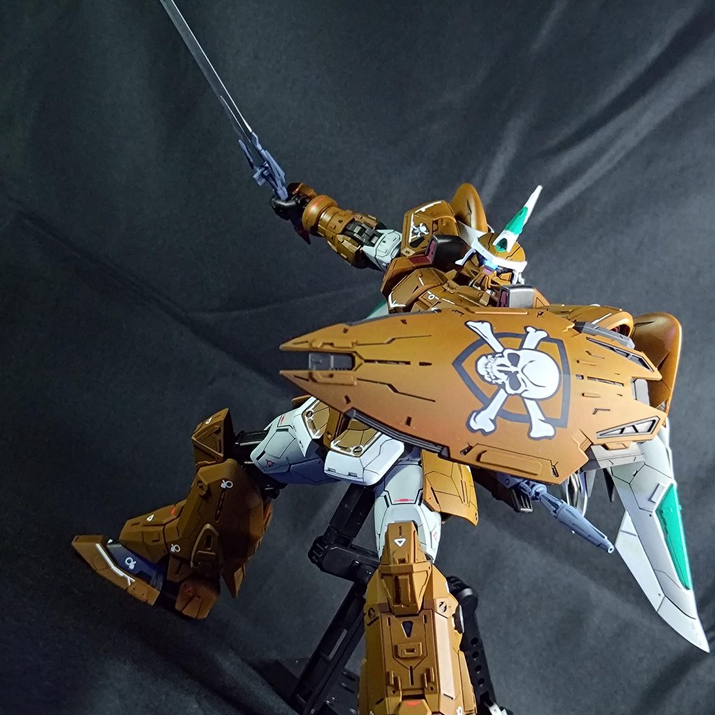 モビルジン(ミゲル・アイマン専用機)–3枚目/制作者：カンナオス