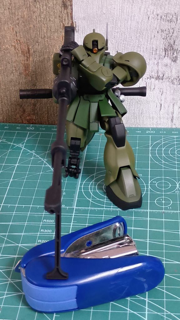 高さもあるからより遠くに弾を飛ばせる、実弾兵装は理に適ってます。