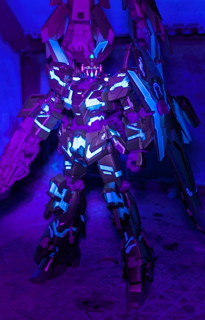 HGユニコーンガンダム3号機フェネクス–4枚目/制作者：ガンメタル