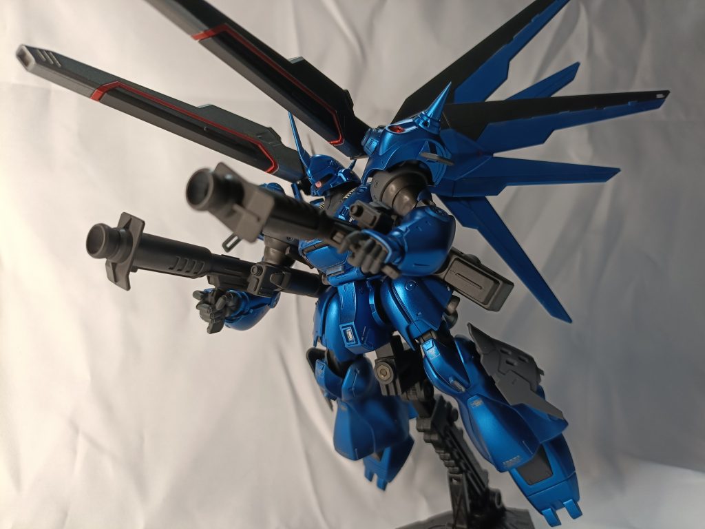 カラーガイド青…プライマリーメタリックブルー武装…スターブライトアイアンに黒少々関節等…メカサフスーパーヘビー濃いグレー…グラファイトブラック