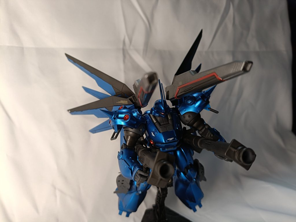 ああ…背景布のシワが取れない…