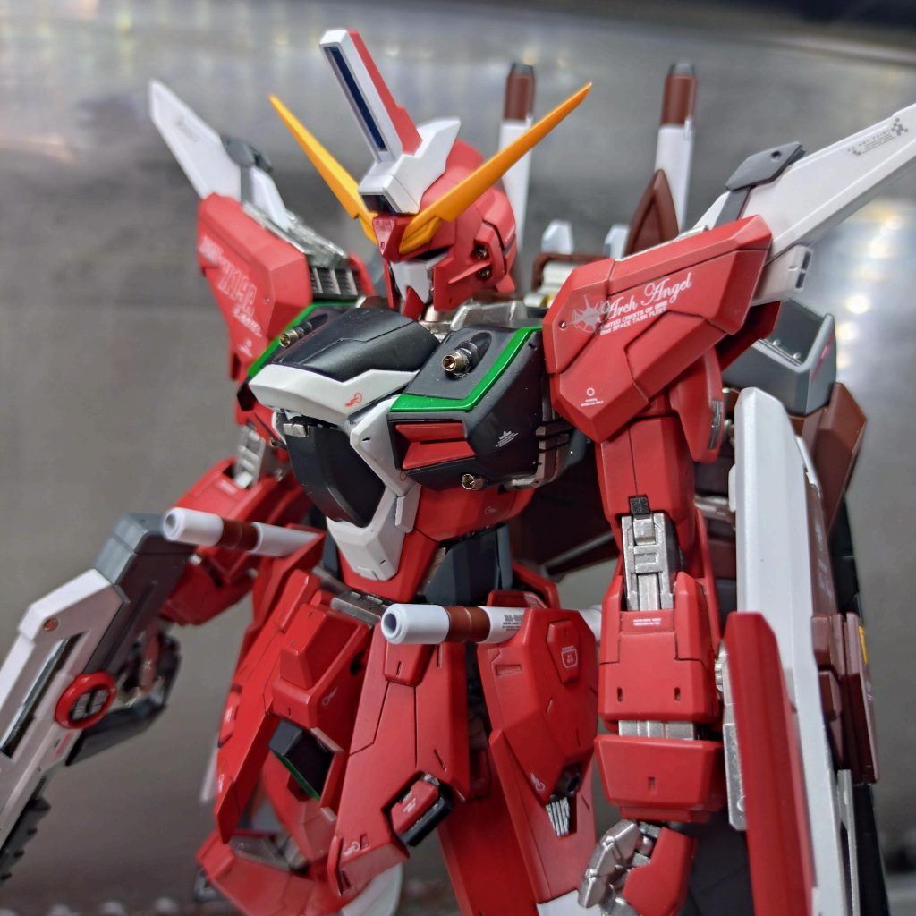 大きくプロポーションは変えていませんが、上半身を主にちょいちょい形状変更しています。