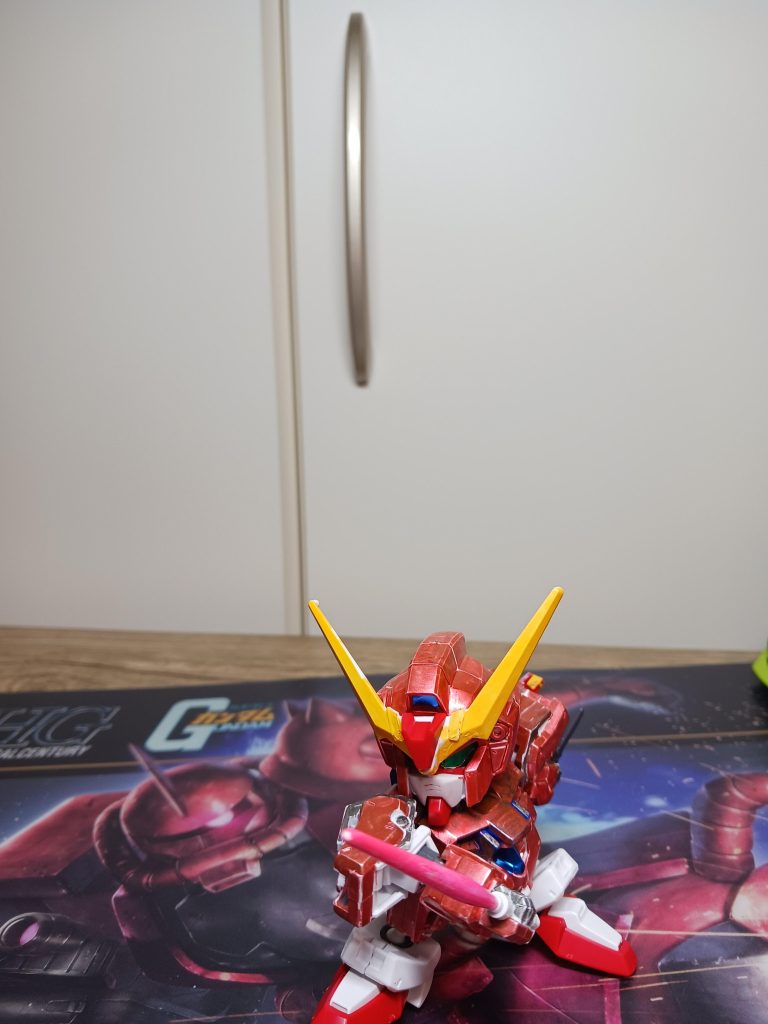 型式 RITO-1930A                                                 全高18.80m 重量50t                                               本機は 、ストライクガンダムをライト専用にした機体である。ストライクの特徴である、バックパック換装システムは、あるものの、バックパックがないためその分軽くなっている 。武装は、通常のストライクと同じ、ビームライフル、シールド、アーマーシュナイダー、➕高エネルギービーム拳銃、ビームサーベルがある。                     