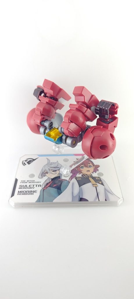 タイタスウェア折りたたみ状態。多少無理矢理感はありますが。